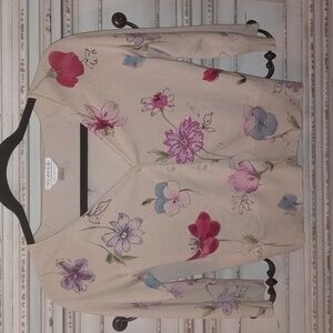 Petite sophisticate 75% silk stretch sweater cardigan size small